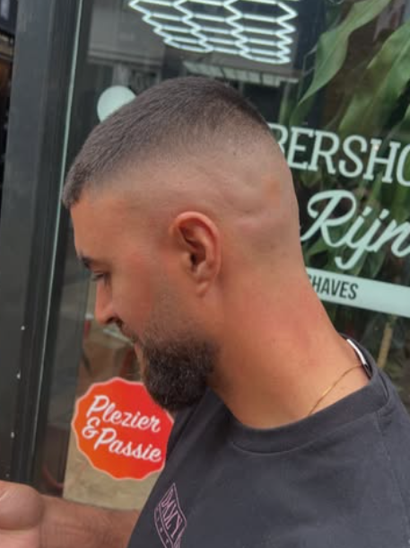 Moderne Fade en Baard Styling - Barbershop De Linge Elst kapsels en styling voorbeelden